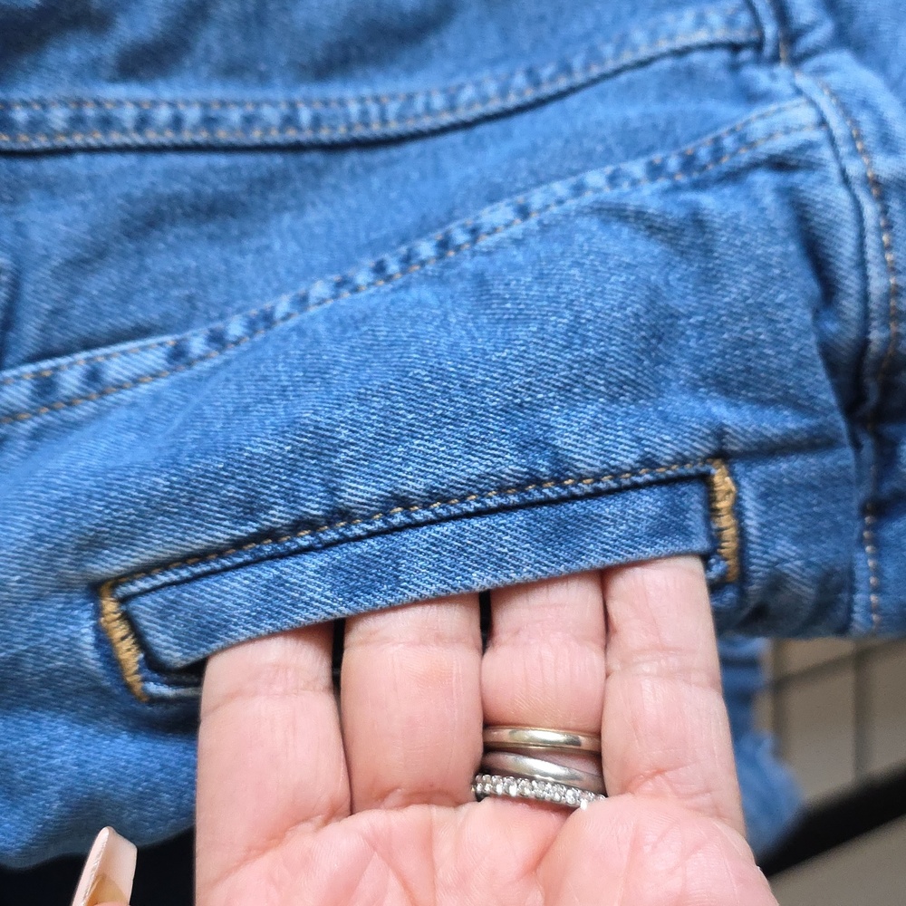Old Navy Classic Blue Kids Jean Jacket - Picture 4 of 5